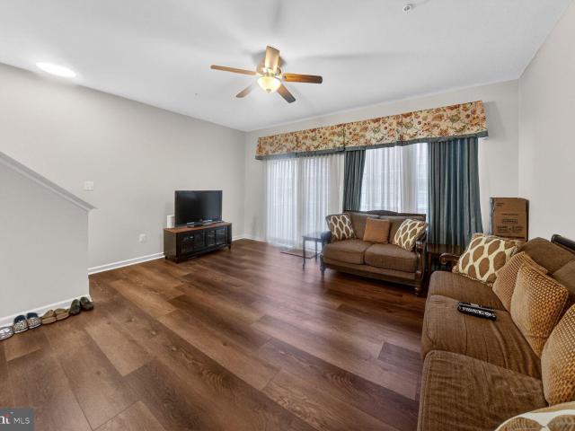 3565 Woodlake Dr, Unit 4, Silver Spring, MD 20904 | MLS #MDMC2219