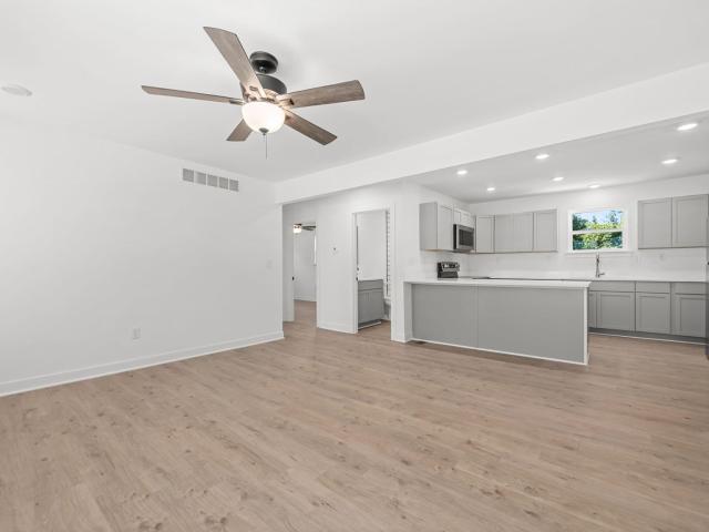 3569 W Egan Road