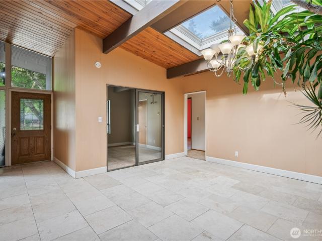3560 Fairway Lane