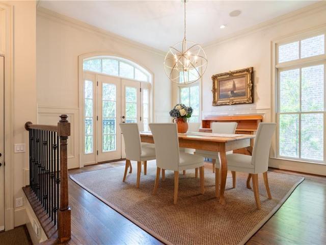 3560 Roswell Road NW 57