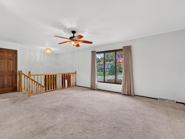 3560 S Oakdale Dr