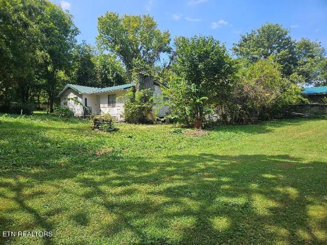 3561 Grade Rd
