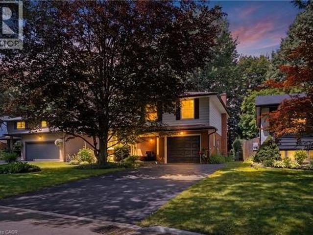 356 Coleridge Place, Waterloo, ON, N2L 2V8 house for sale | Listing ID 40850 | Royal LePage