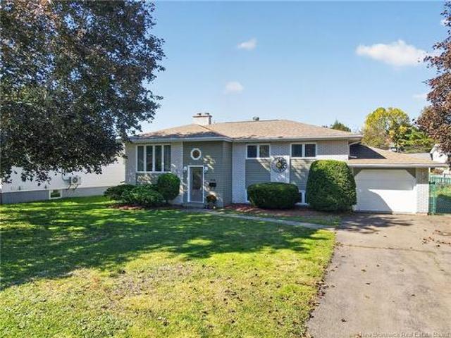356 Beaumont, Dieppe, NB, E1A 1A8 house for sale | Listing ID NB148477 | Royal LePage