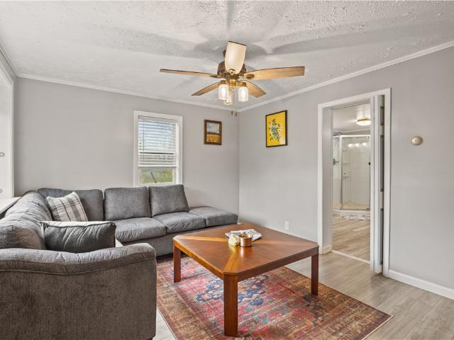 356 Stewarton Rd