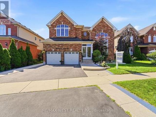 356 Robert Ferrie Drive, Kitchener, ON, N2P 2Y6 house for sale | Listing ID X13702 | Royal LePage