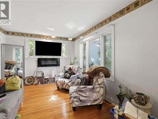 356 THOMPSON Road, London, Ontario, N5Z2Z7