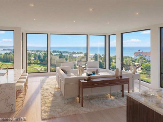 3575 Charlevoix Avenue # 31