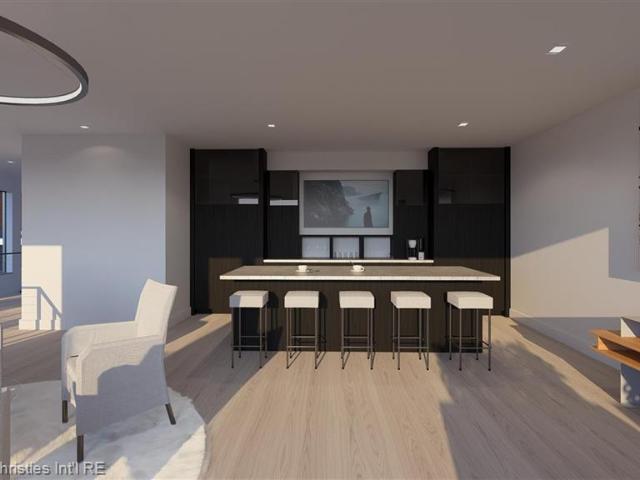3575 Charlevoix Avenue # 7