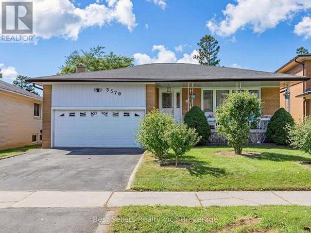 3570 Autumn Harvest Drive, Mississauga, ON, L4Y 3S1 house for sale | Listing ID W13830 | Royal LePage