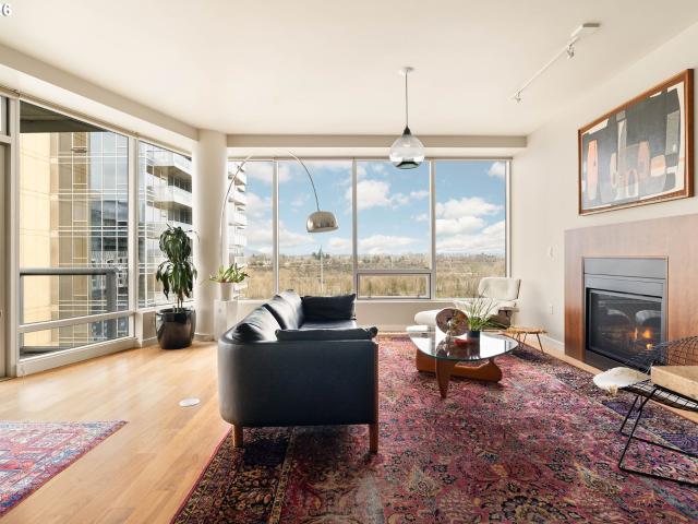3570 S River Pkwy, Unit 1303, Portland, OR 97239 | MLS #262309