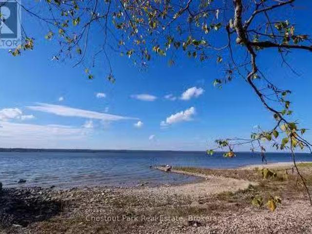 3573 East Bayshore Road, Owen Sound, ON, N4K 5N3 vacant land.