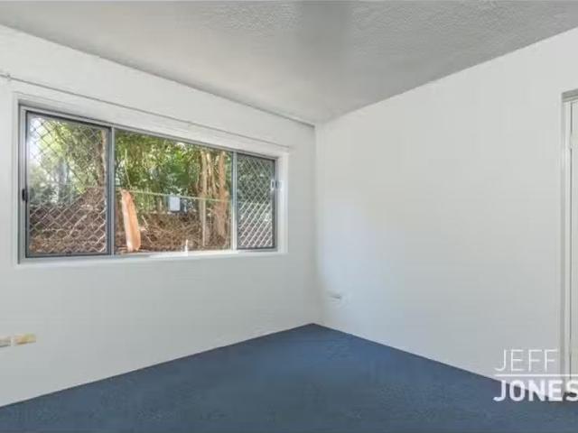 3/57 Bennetts Road, CAMP HILL Apartment for rent Listed by Dy.