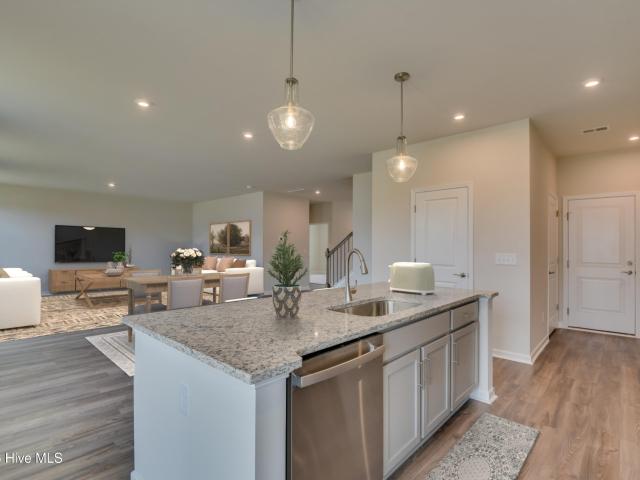 3584 Tanbark Oak Lane NW