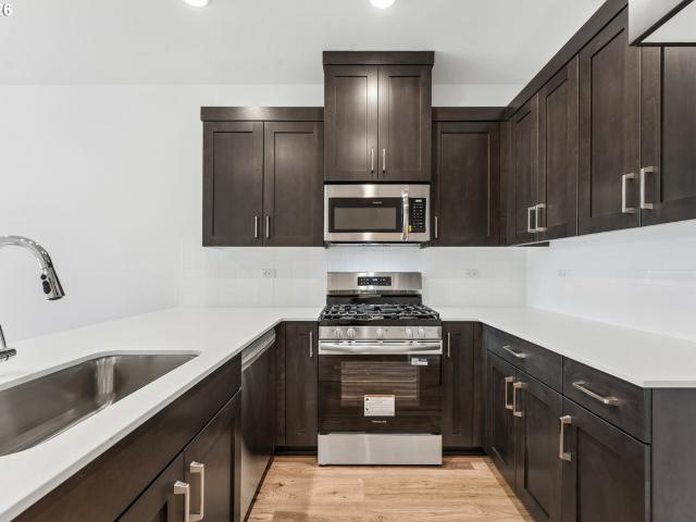 3589 SW 209TH AVE