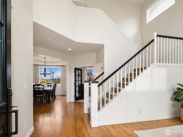 35814 SE Crest View Loop, Snoqualmie, WA 98065 | MLS #2494