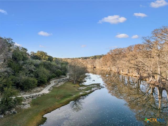 358 Mariposa Loop
