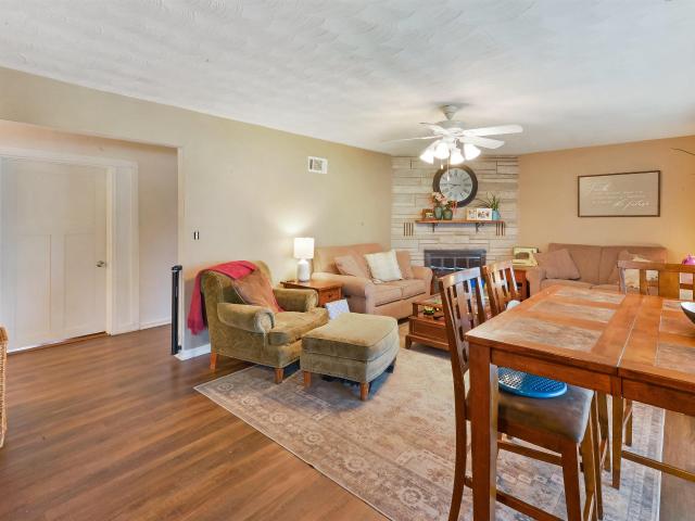 358 Primrose Lane