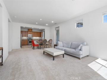 3594 Broad Street 204