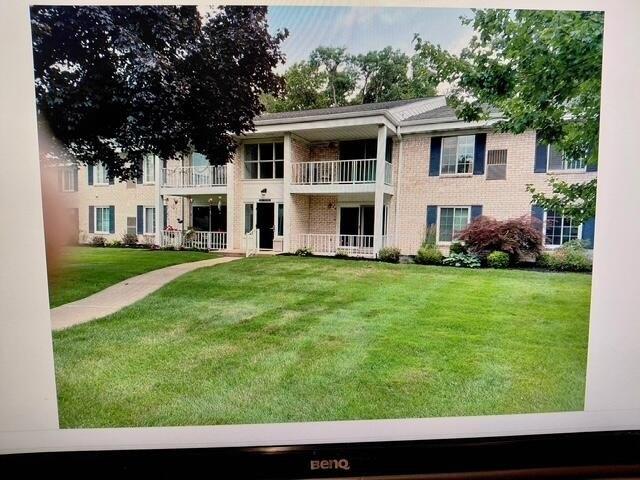 35980 Ann Arbor Trl, Livonia, MI 48150