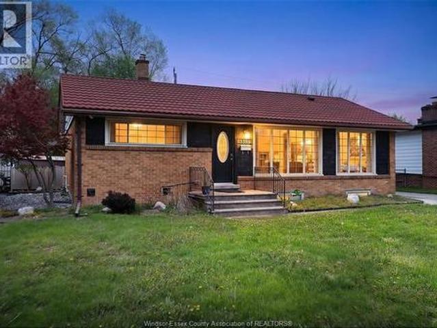 3598 Rankin Avenue, Windsor, ON, N9E 3C5 house for sale | Listing ID 26011 | Royal LePage