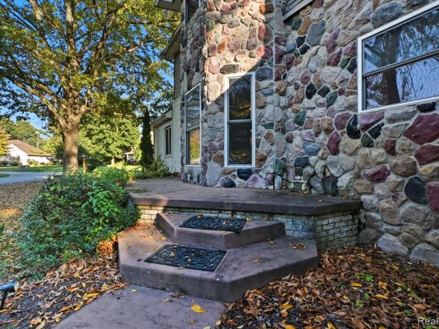 3590 Habitat Trail