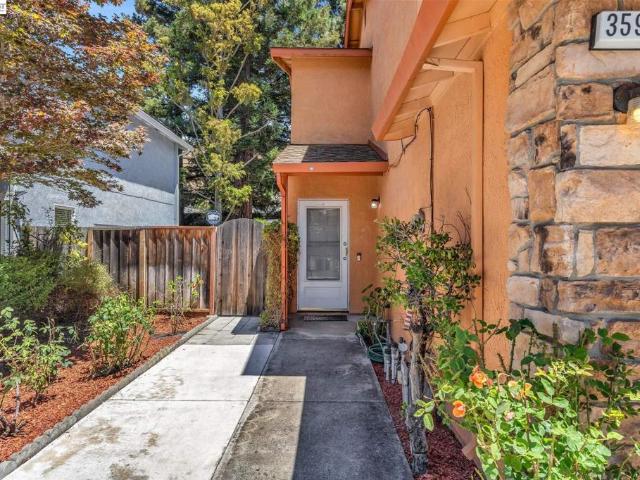 35918 Vivian Pl