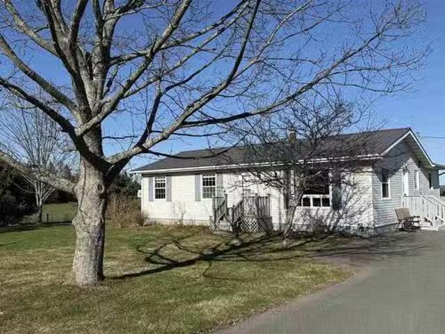 3592 Trans Canada Hwy, South Pinette, PE, C0A 1R0 house for.
