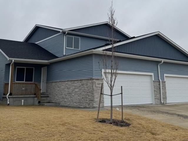 3593 Little Bluestem Rd, Fremont, NE 68025