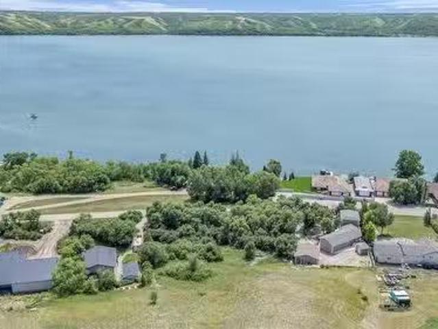 359 & 361 Pasqua Lake Road, North Qu'Appelle Rm No. 187, SK, S.