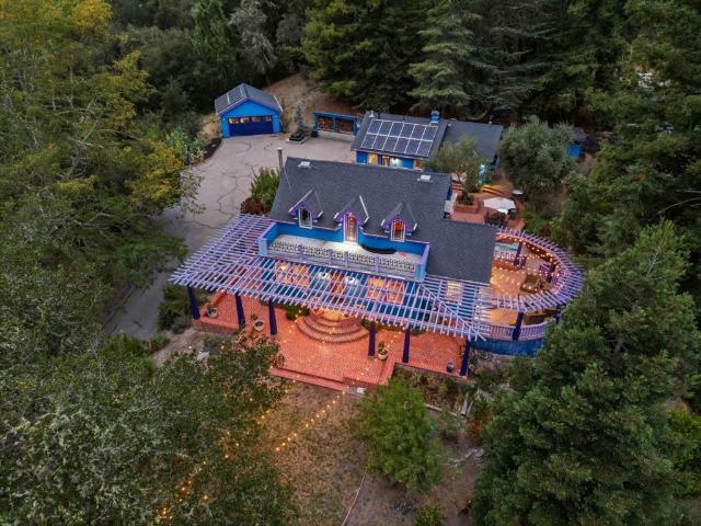 359 Canham Road