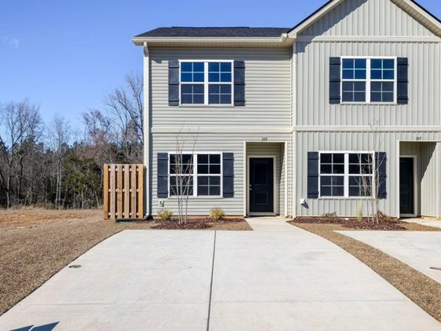 359 Bordeaux Dr, Thomson, GA 30824
