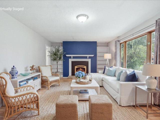 359 Briar Lane