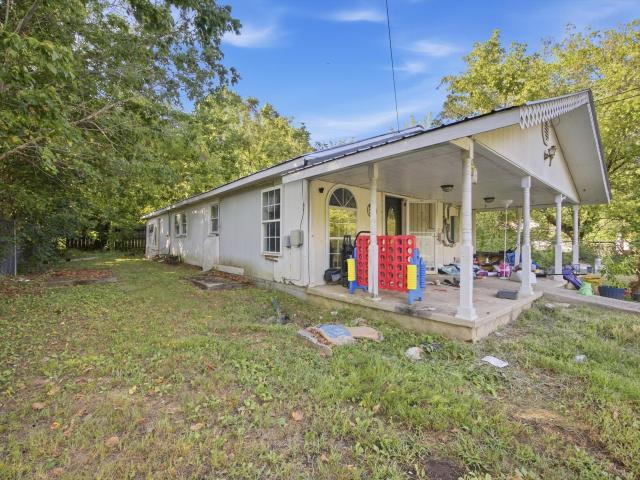 359 Lakes Road