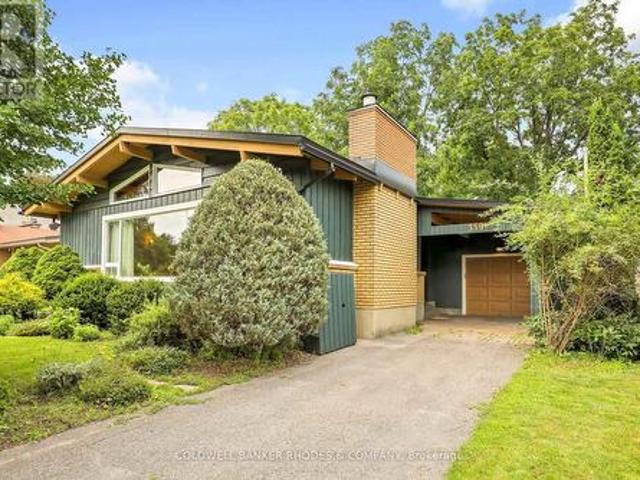 359 Mountbatten Avenue, Ottawa, ON, K1H 5W2 house for lease | Listing ID X13654 | Royal LePage