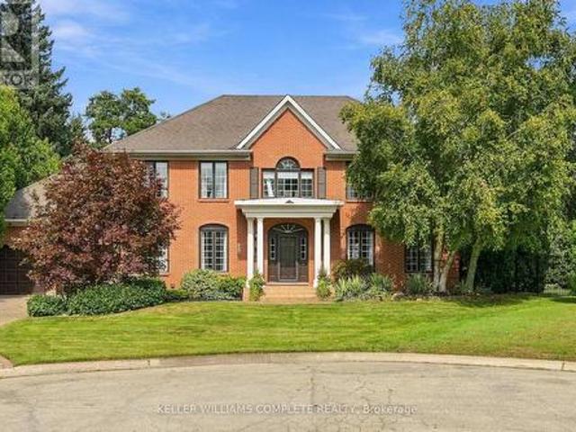 359 Sunnymeade Drive, Hamilton, ON, L9G 4L2 house for sale | Listing ID X13793 | Royal LePage