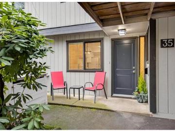 Greater Vancouver - Patio, Garden, Parking