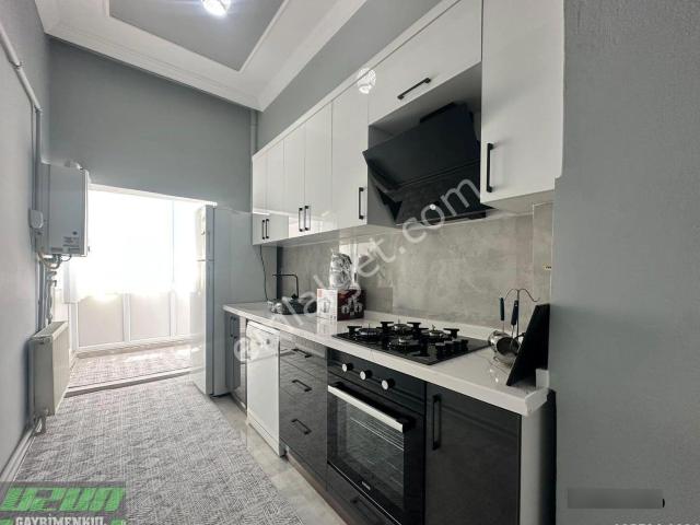 35.000tl Net Kira Getirili Gata Yakını Y.giriş 3+1 Yapılı Daire