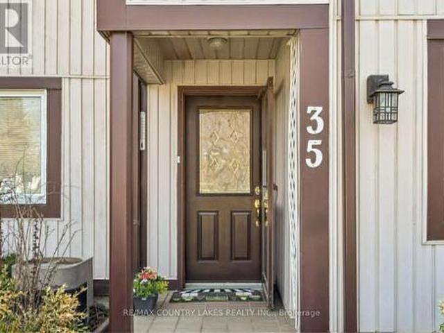 35 21 Laguna Parkway, Ramara, ON, L0K 1B0 townhouse for sale | Listing ID S12830 | Royal LePage