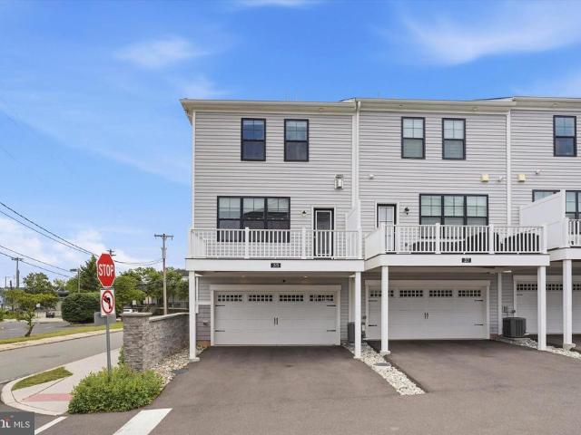 35 Third Avenue