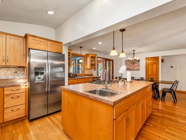 35 Valley Drive