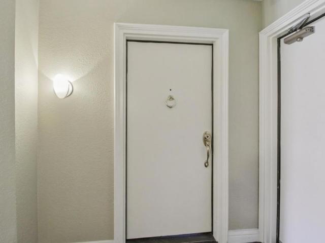 35 W 20th Avenue 105