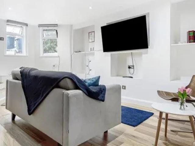 35 Waller Road, London, SE14 5LE, United Kingdom | 1 bed apartment for rent #138147908 | Rentberry