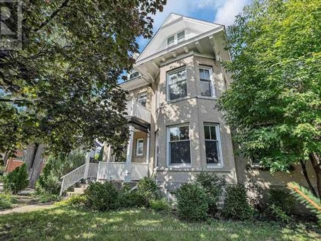 35 Wilton Crescent, Ottawa, ON, K1S 2T4 house for sale | Listing ID X14031 | Royal LePage