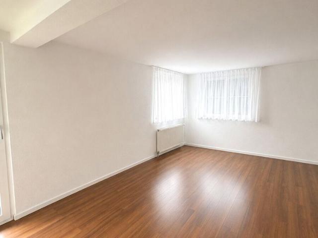 35 Zimmer, 75 m²