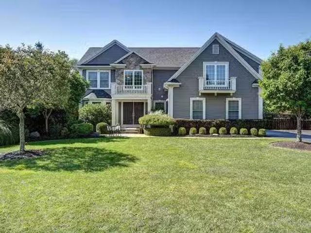 35 Acadia Drive, Kentville, NS, B4N 5E1 house for sale List.