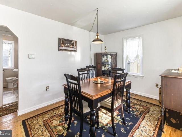 35 Arline Avenue