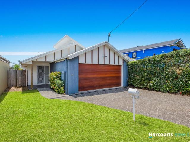 35 Berrimilla Street, MANLY WEST, QLD 4179