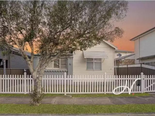 35 Braye Street, Mayfield House for rent Listed by Victoria H.
