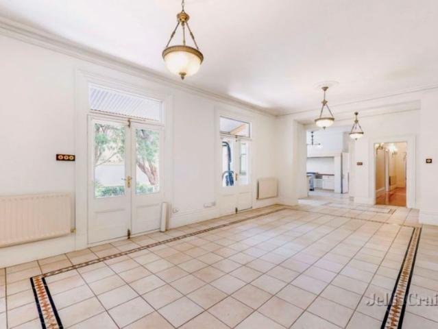 35 Brighton Road, St Kilda, Melbourne